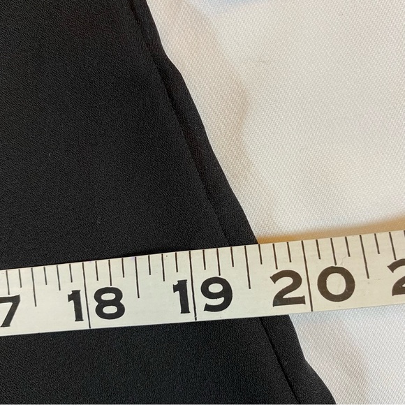 One Clothing Lace sleeve tunic top with keyhole neckline in back - Picture 3 of 9